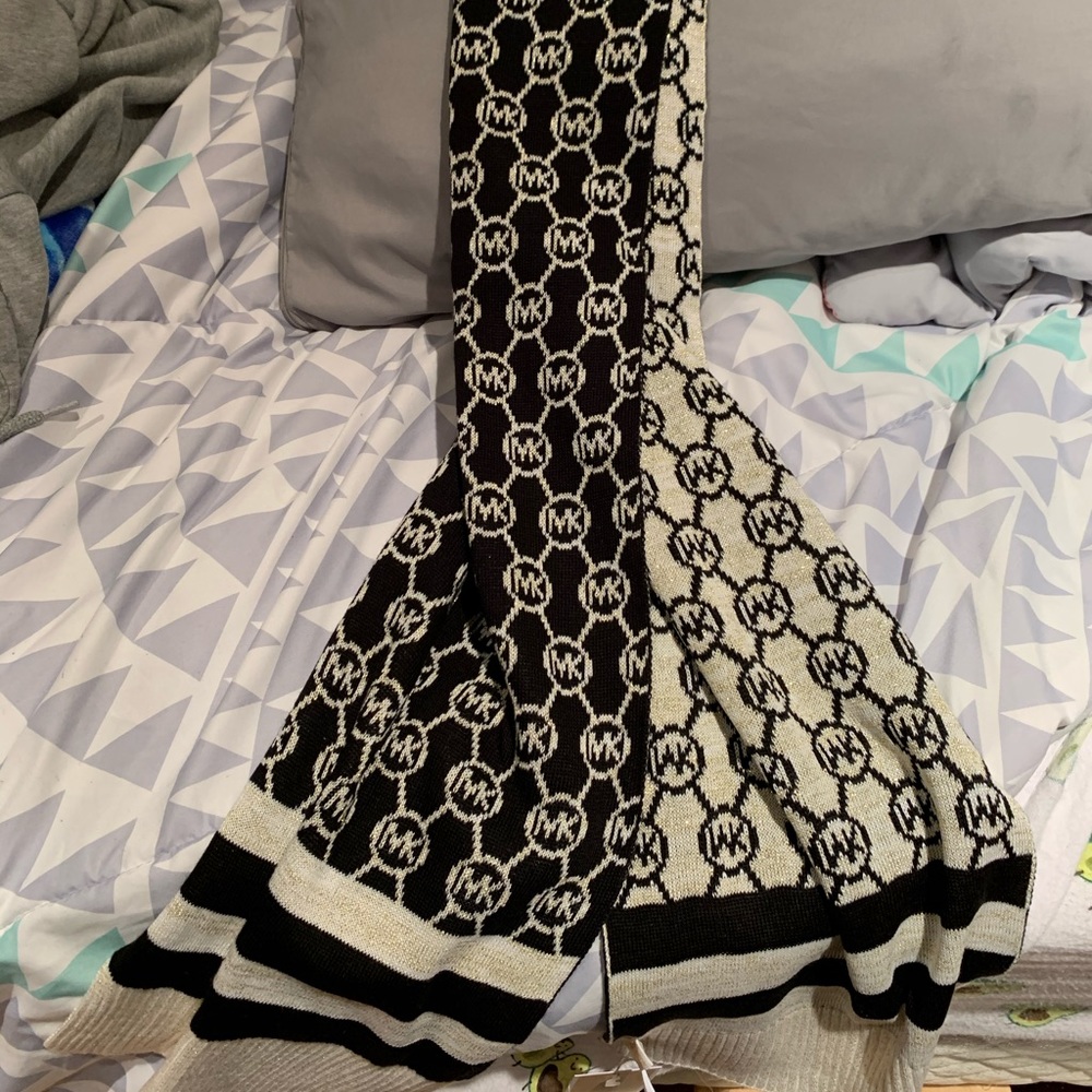Michael Kors Scarf